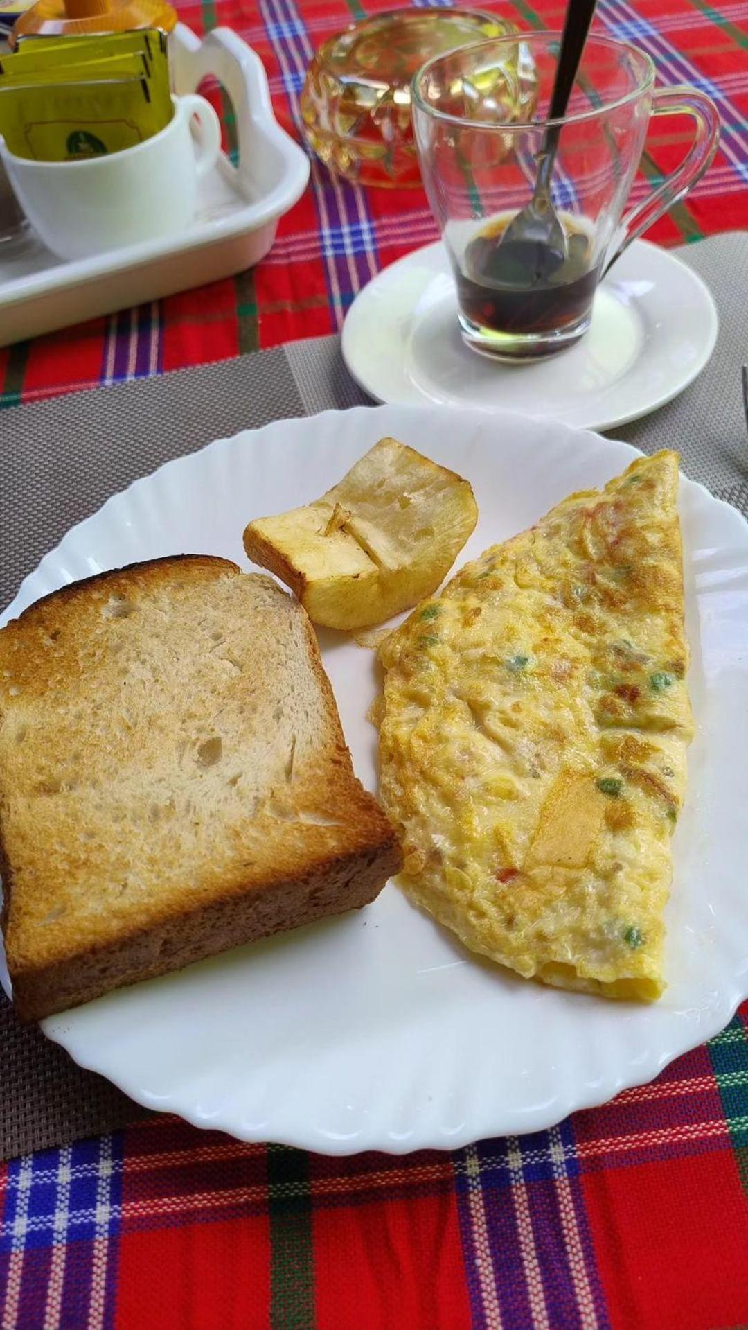 L&J Modern Backpackers Bnb Dar es Salaam Buitenkant foto
